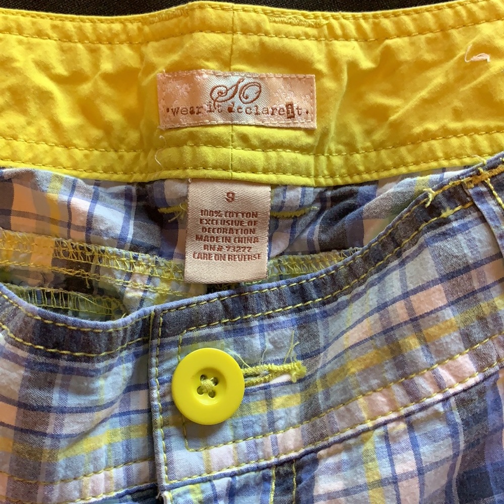 Set of Two Pairs of Plaid Shorts - Picture 9 of 9